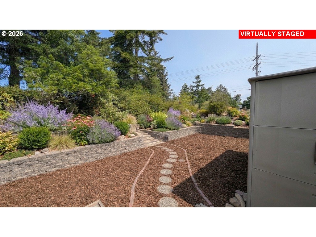 1751 Willow Loop Florence, OR 97439 - Photo 16 of 19 Gallery Image 16