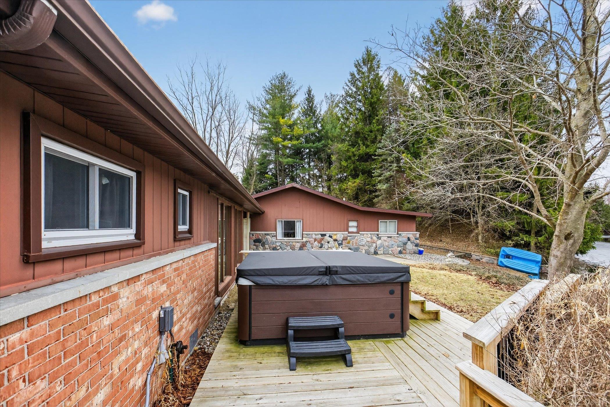 4403 North Raucholz Road Hemlock, MI 48626 - Photo 37 of 54