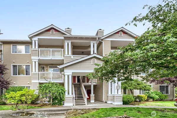 $400,000 | 15300 112th Avenue Northeast, Unit C306, Bothell, WA 98011