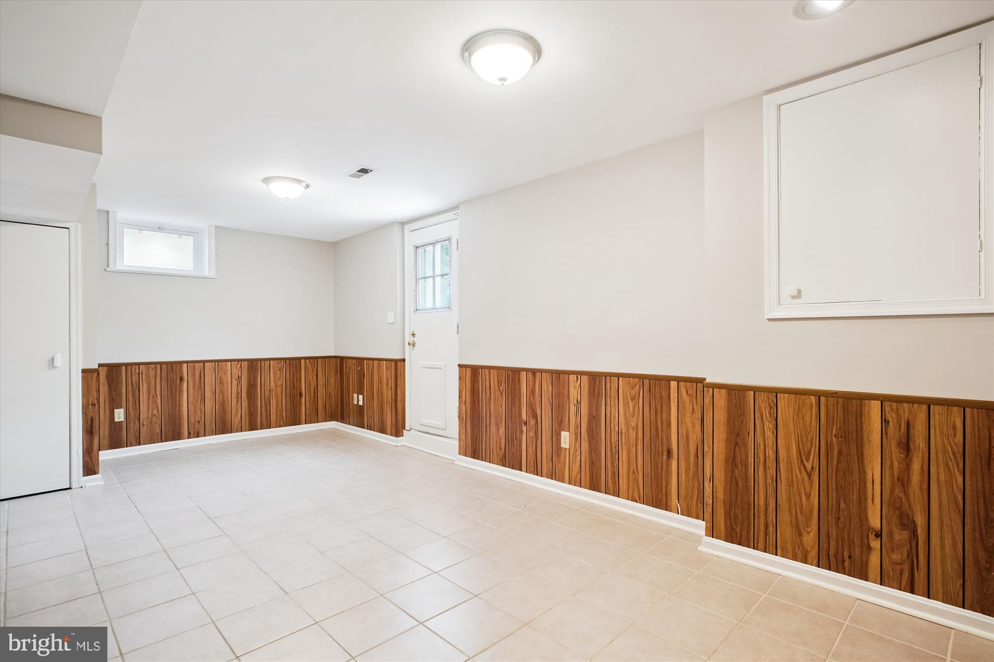 6709 Fairfax Road, Unit 72 Chevy Chase, MD 20815 - Photo 19 of 37