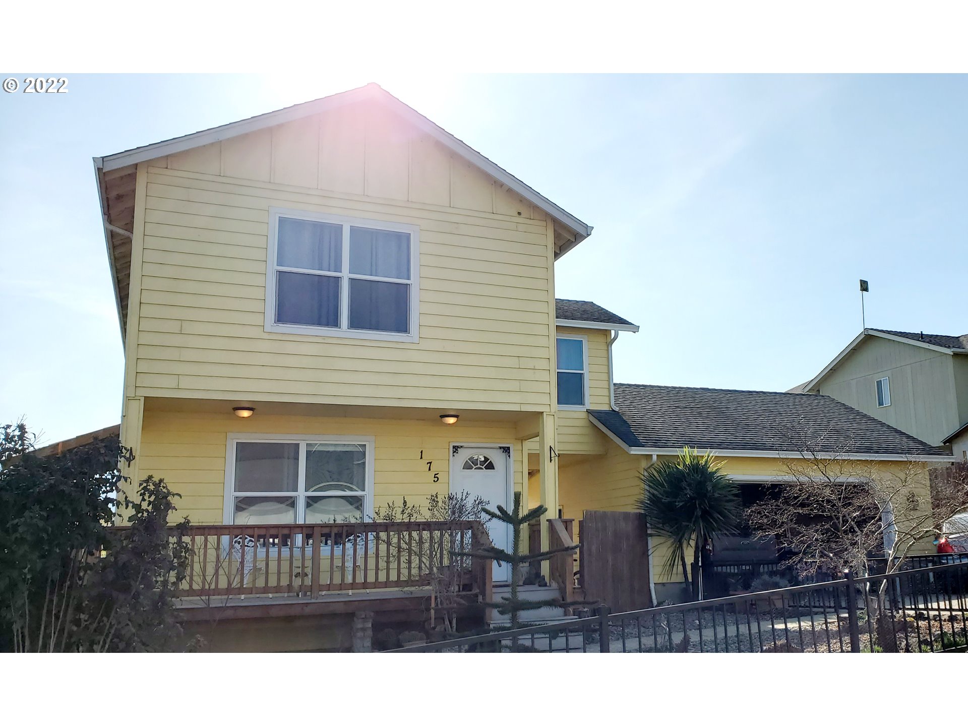 175 Northeast Plum Ridge Drive Winston, OR 97496 - Photo 1 of 31 Gallery Image 1