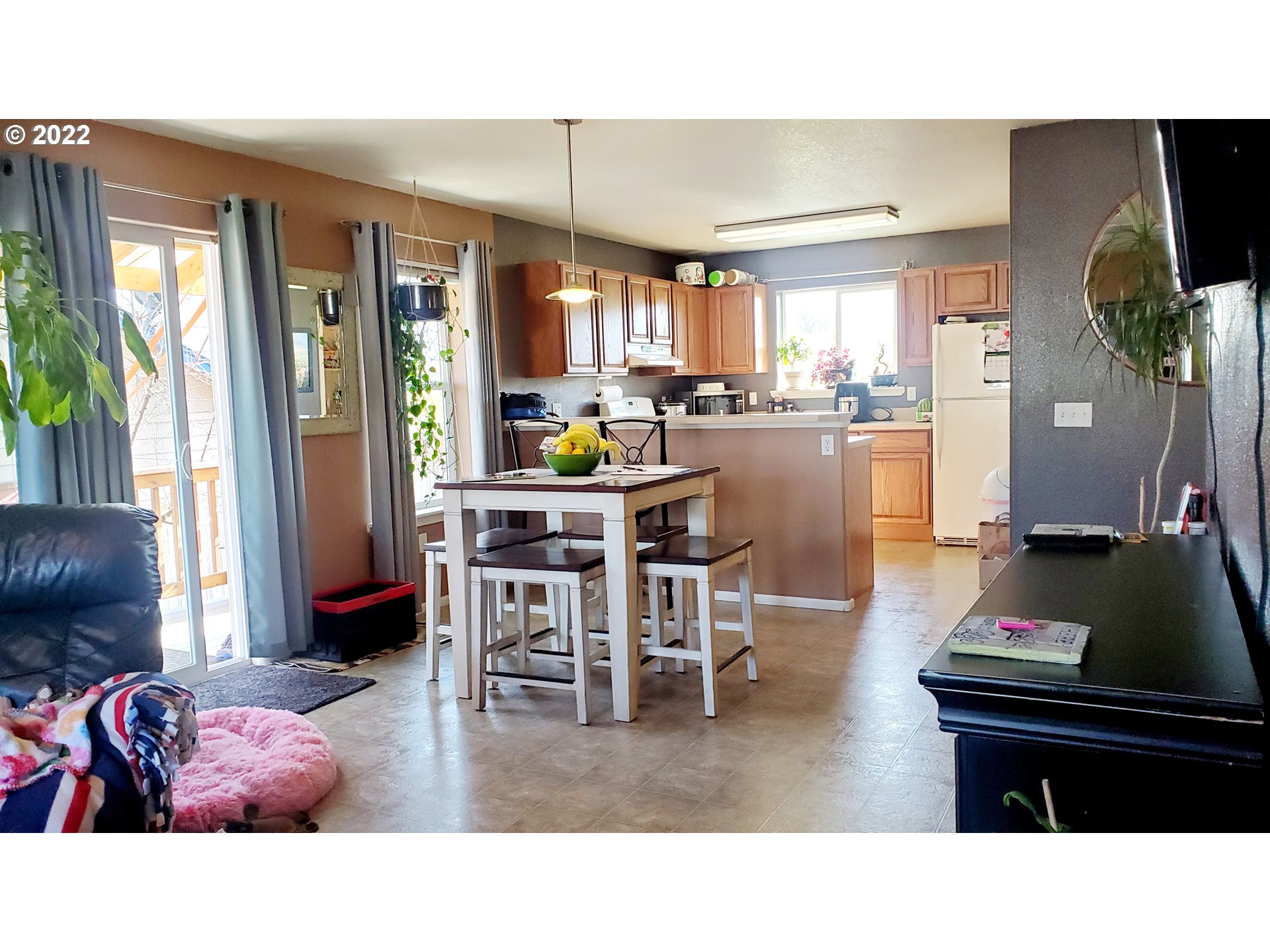 175 Northeast Plum Ridge Drive Winston, OR 97496 - Photo 5 of 31 Gallery Image 5