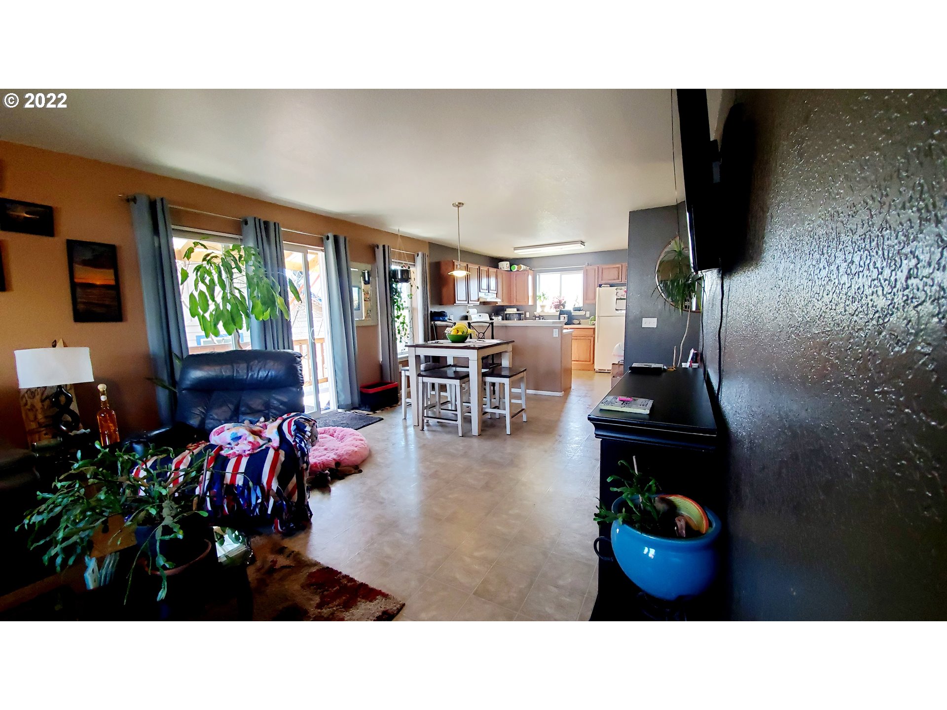 175 Northeast Plum Ridge Drive Winston, OR 97496 - Photo 6 of 31 Gallery Image 6