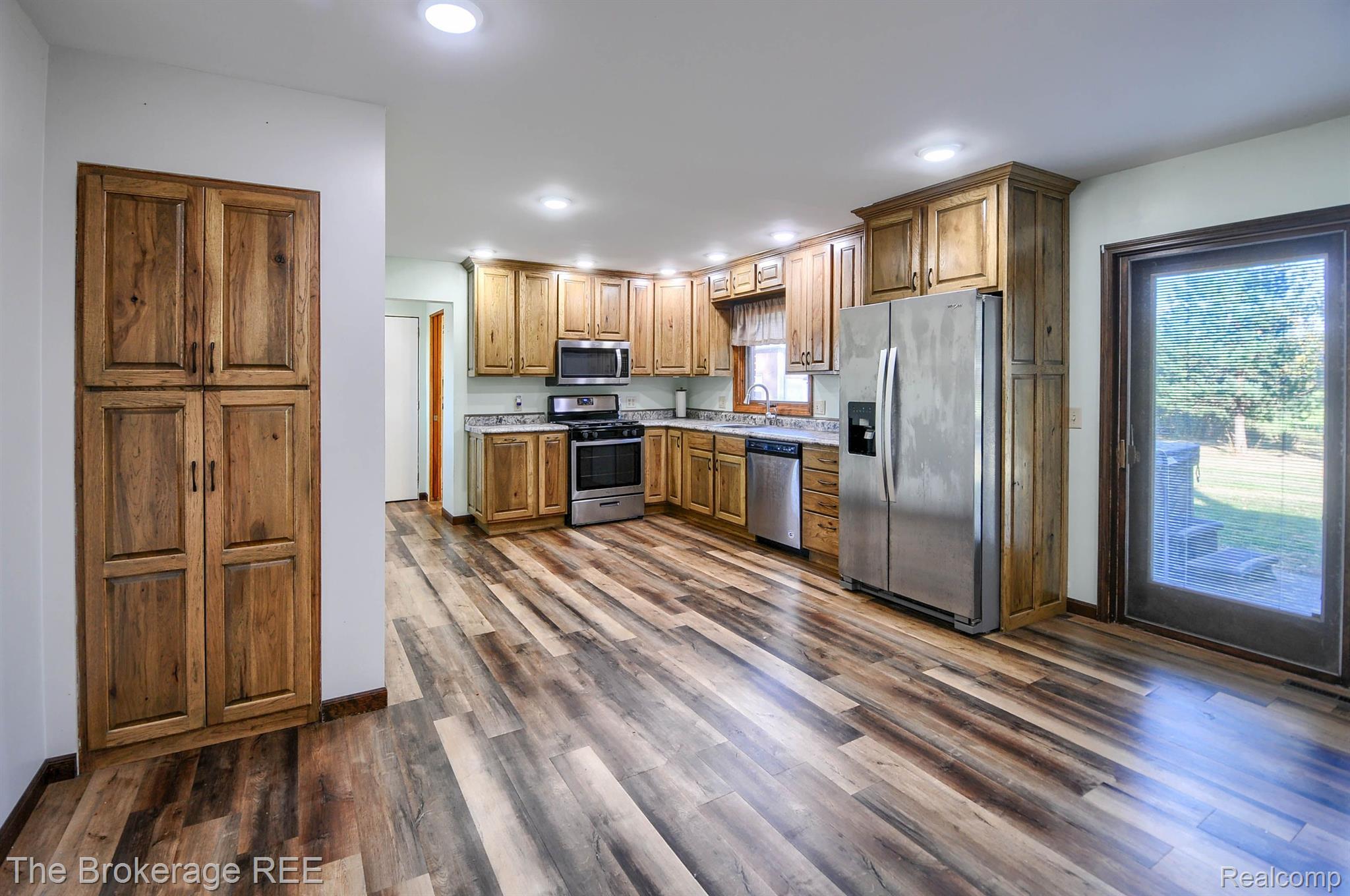 6675 Mower Road Saginaw, MI 48601 - Photo 8 of 45 Gallery Image 8