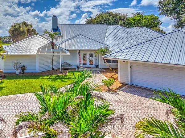 $1,199,000 | 6420 Southeast Winged Foot Drive, Stuart, FL 34997