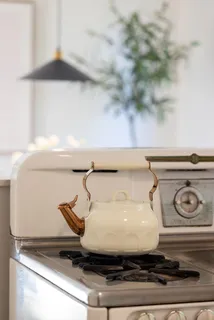 $1,595,000 | 570 Apple Grove Lane, Santa Barbara, CA 93105