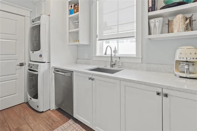 $5,000,000 | 519 Villa Rosa Way, Anna Maria, FL 34216