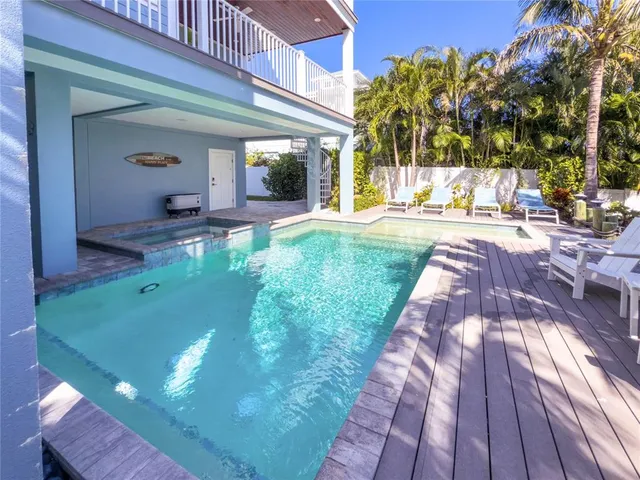 $5,000,000 | 519 Villa Rosa Way, Anna Maria, FL 34216