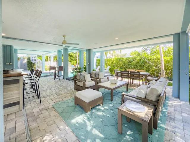 $5,000,000 | 519 Villa Rosa Way, Anna Maria, FL 34216