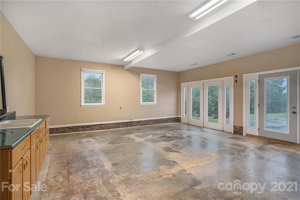 6916 Hull Road Cherryville, NC 28021 - Photo 22 of 40 Gallery Image 22
