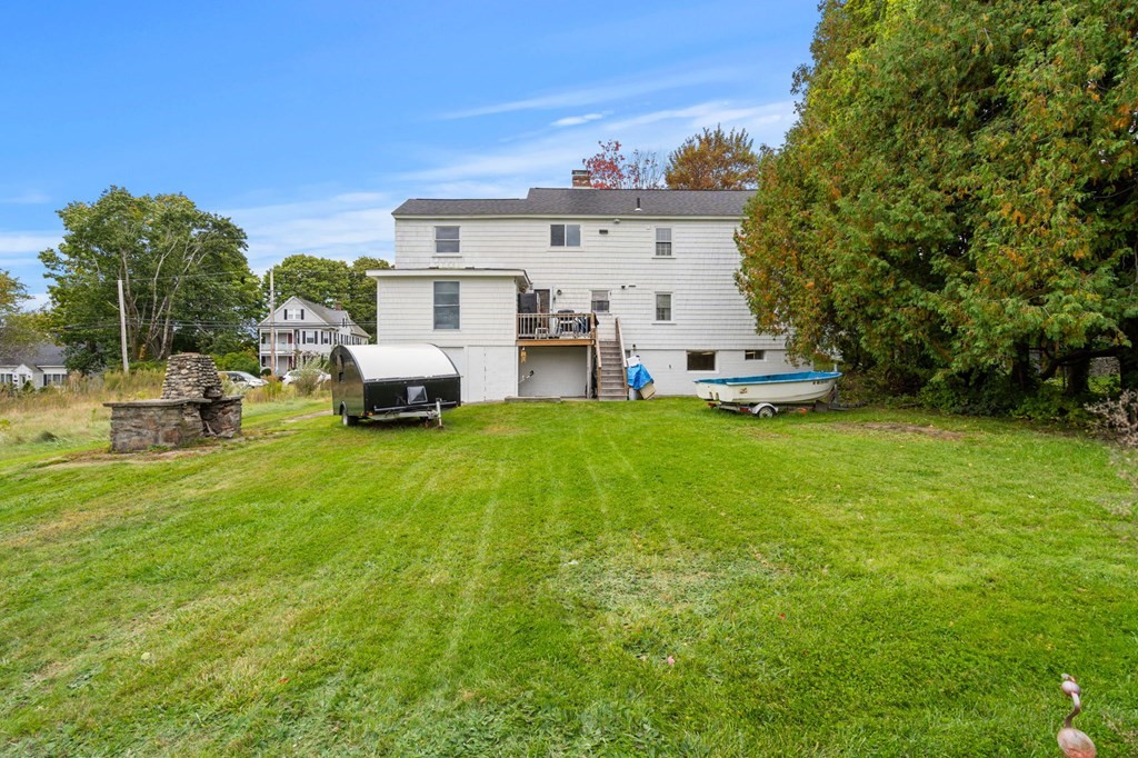 463 Massasoit Road Worcester, MA 01604 - Photo 3 of 42 Gallery Image 3