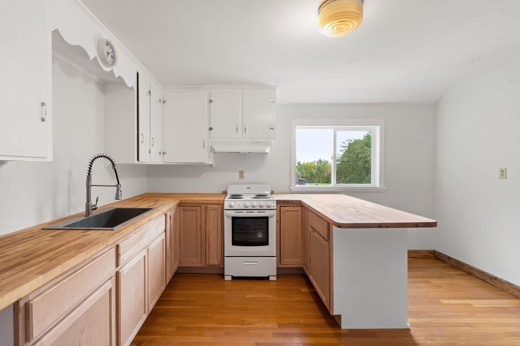 463 Massasoit Road Worcester, MA 01604 - Photo 41 of 42 Gallery Image 41