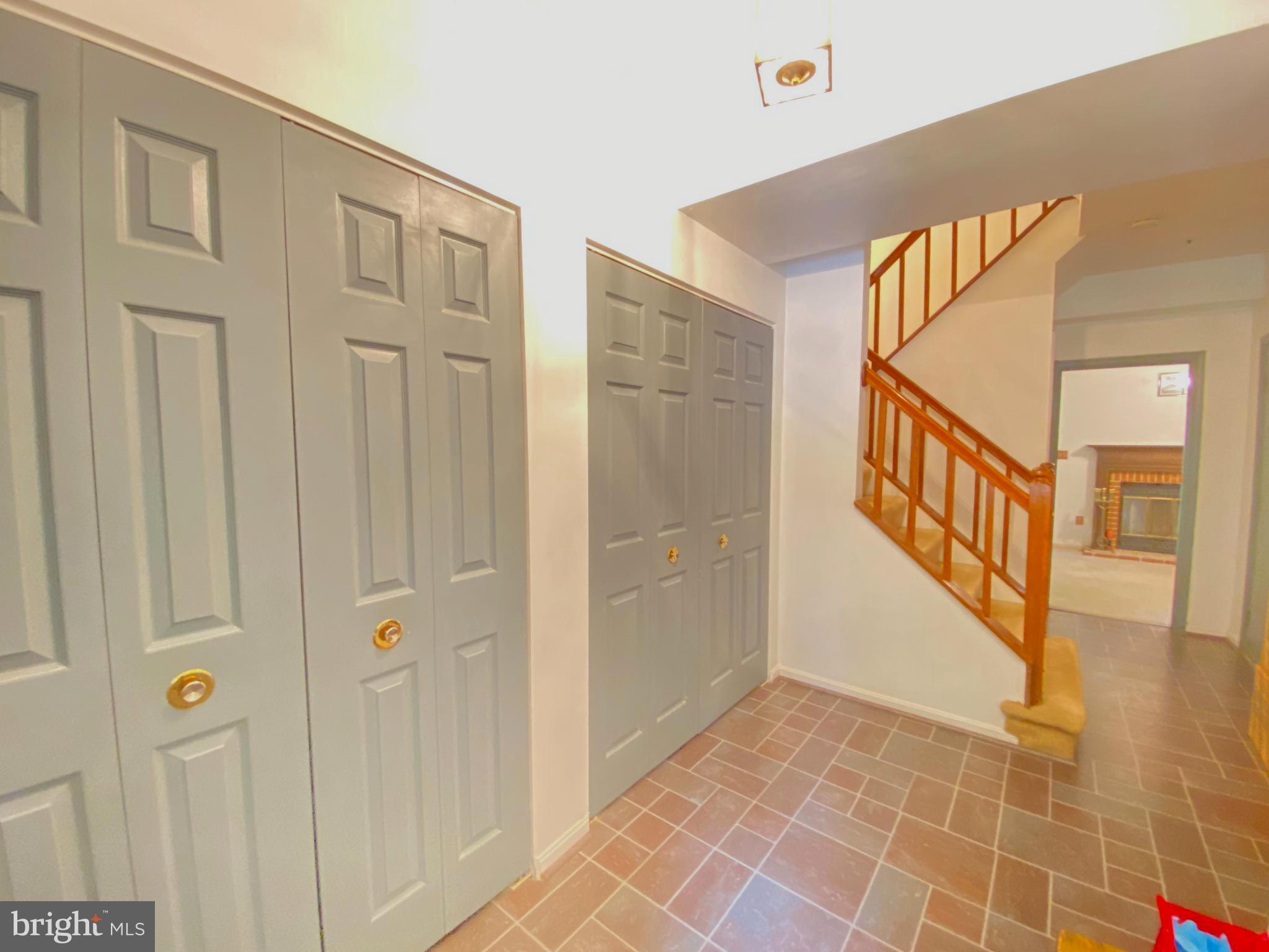 14603 Colonels Choice Road Upper Marlboro, MD 20772 - Photo 2 of 20 Front foyer