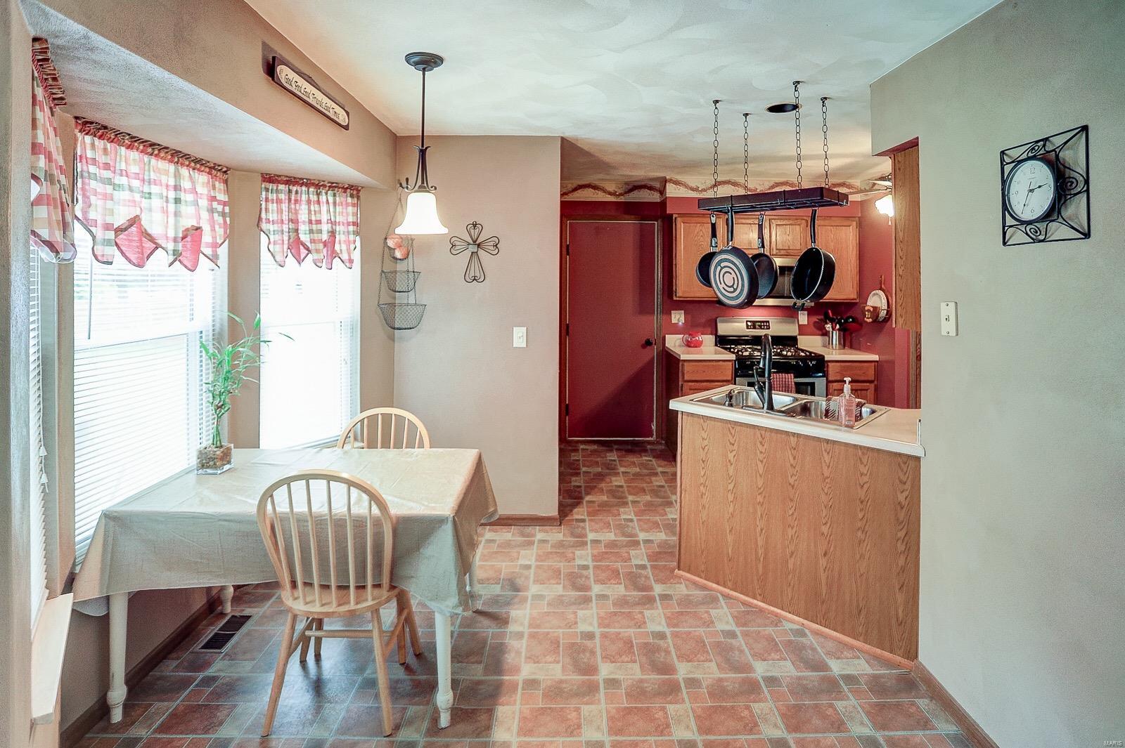 3296 Brookstone Court Shiloh, IL 62221 - Photo 14 of 53