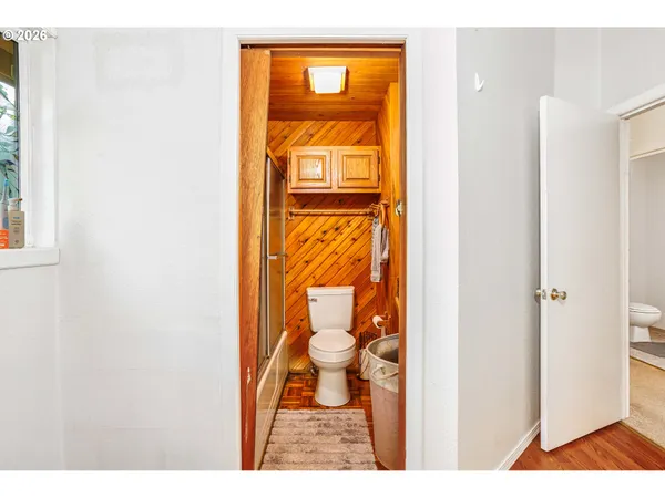 $400,000 | 17935 Southeast Pine Street, Portland, OR 97233
