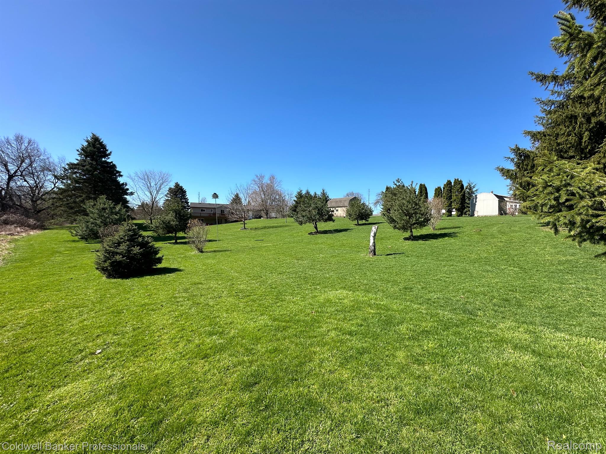 3198 Ludwig Road Oxford, MI 48371 - Photo 4 of 47 Gallery Image 4