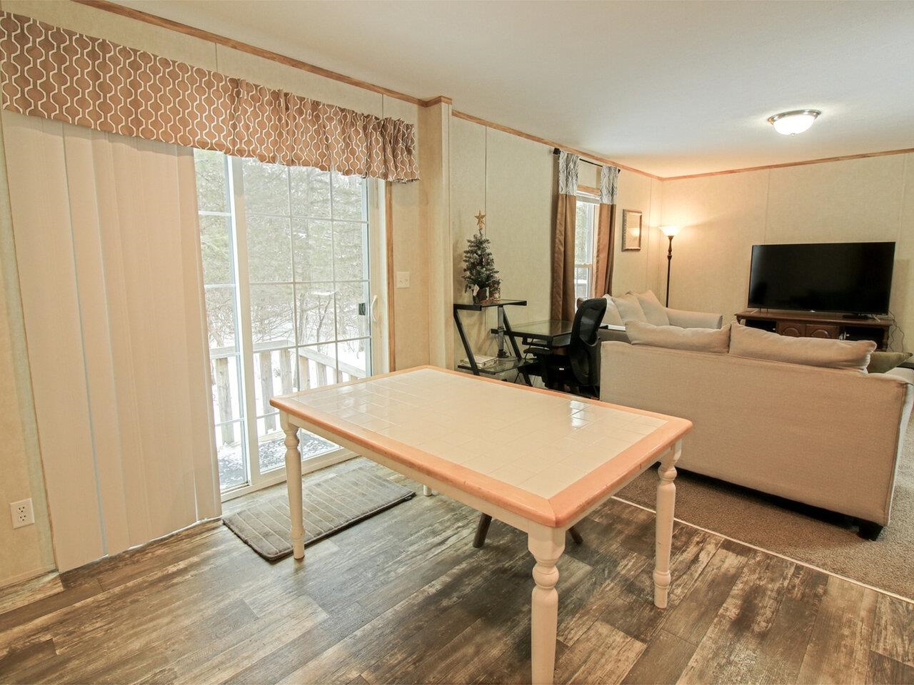 21 Star Road Grand Isle, VT 05458 - Photo 4 of 26