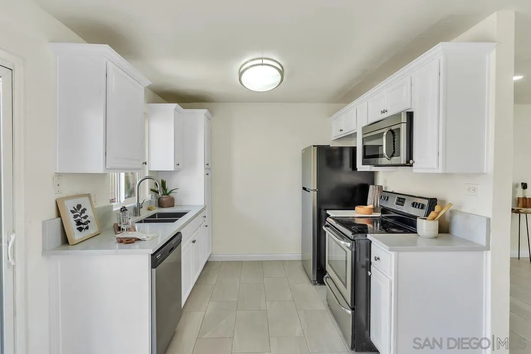 905 Jamacha Road El Cajon, CA 92019 - Photo 10 of 37 Gallery Image 10