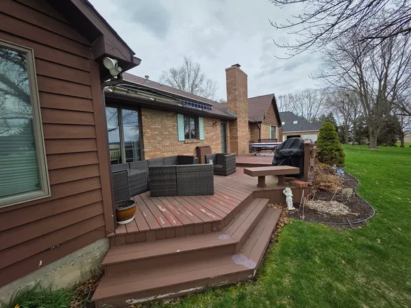 $419,900 | 47 Carriage Hill Court, Sterling, IL 61081