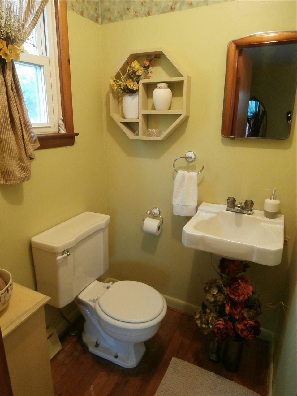 8344 East Island Road Elsie, MI 48831 - Photo 16 of 27 31301589-15.JPG