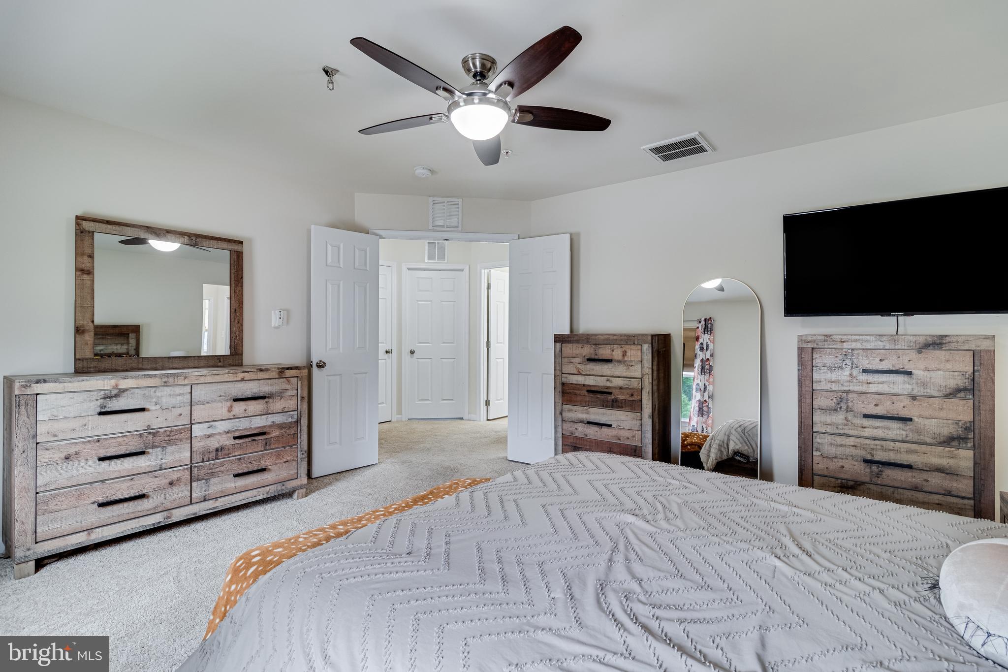 45546 Bethson Street California, MD 20619 - Photo 20 of 36 Primary Bedroom