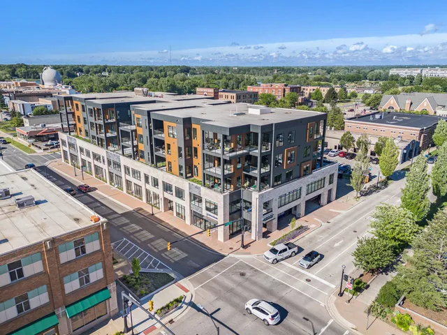 $1,049,000 | 159 South River Avenue, Unit 504, Holland, MI 49423