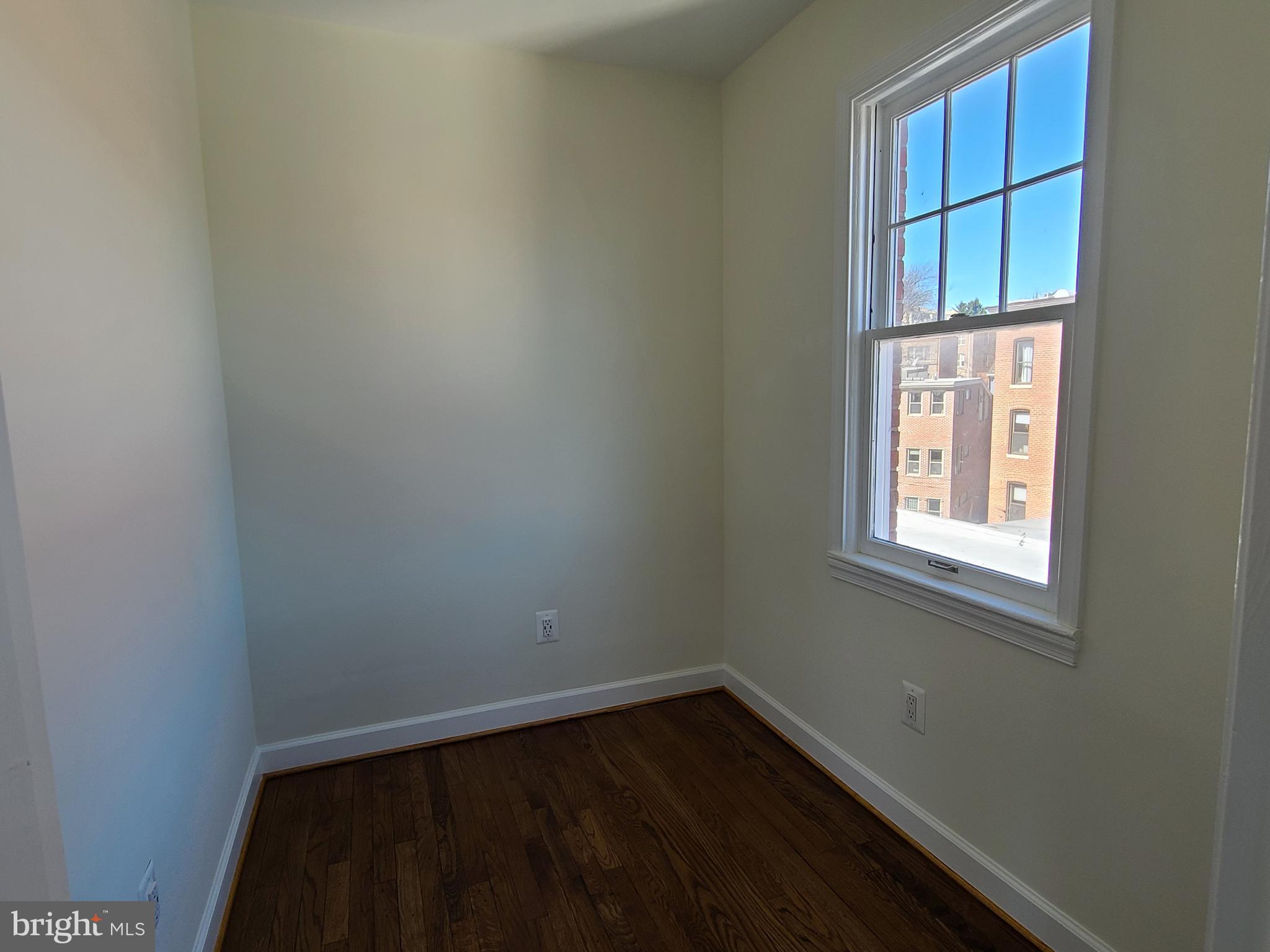 1803 T Street Northwest, Unit D Washington, DC 20009 - Photo 8 of 14 Separate office with north-facing window
