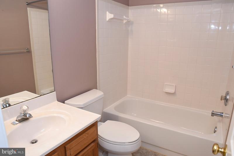 9150 Runaldue Road Manassas, VA 20110 - Photo 19 of 23 Bath (Master)