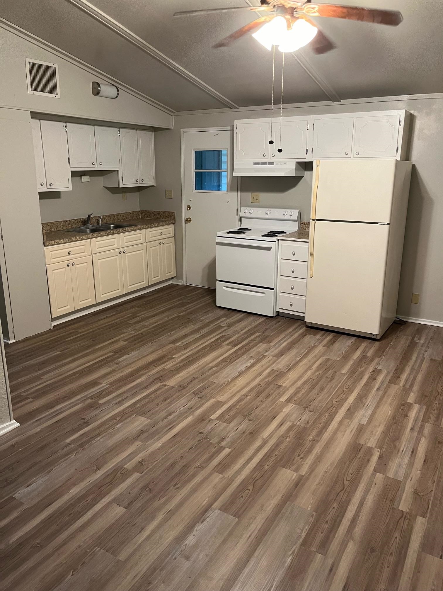 1569 Coombs Drive, Unit 1 Tallahassee, FL 32308 - Photo 3 of 9