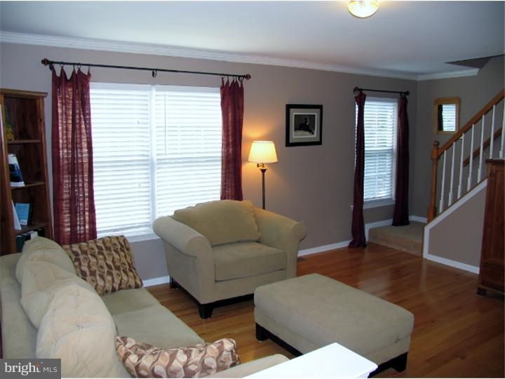 5505 Rinker Circle, Unit 345 Doylestown, PA 18902 - Photo 6 of 19 Living Room