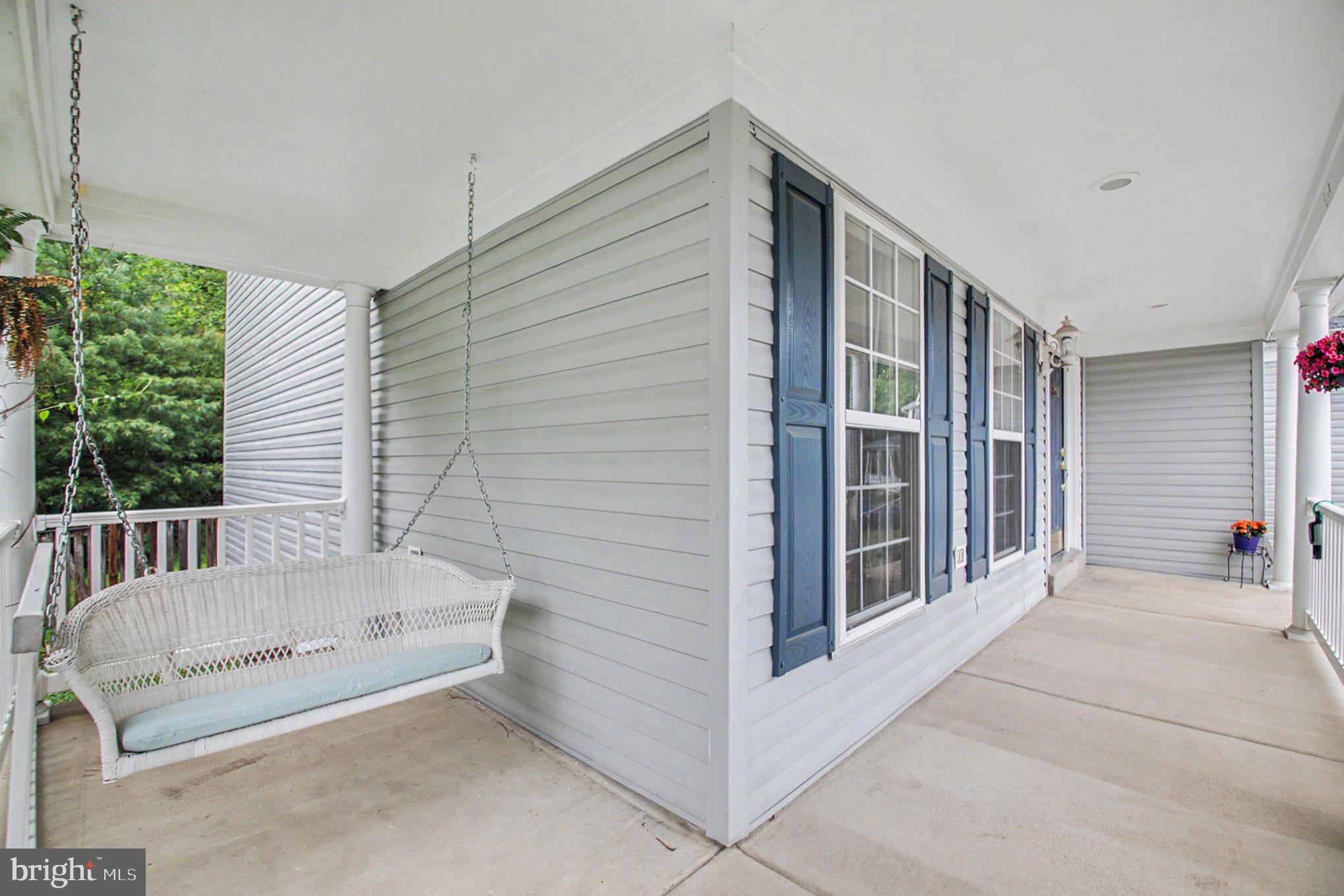 89 Tavern Road Stafford, VA 22554 - Photo 4 of 51 Covered Front Porch(Swing Conveys)