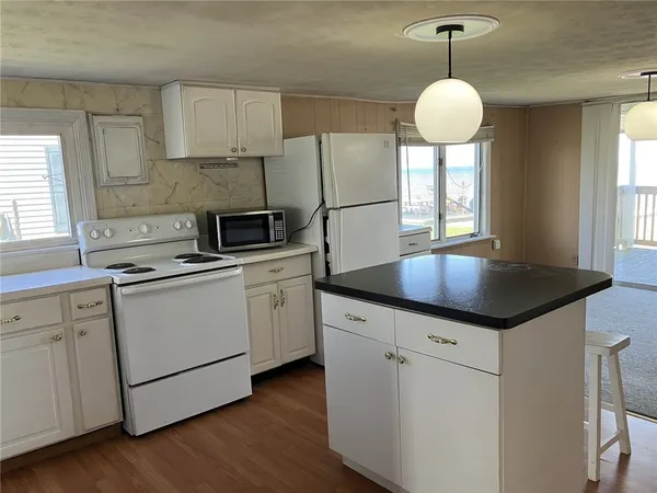 $187,900 | 8701 Lakeview Drive, Somerset, NY 14012