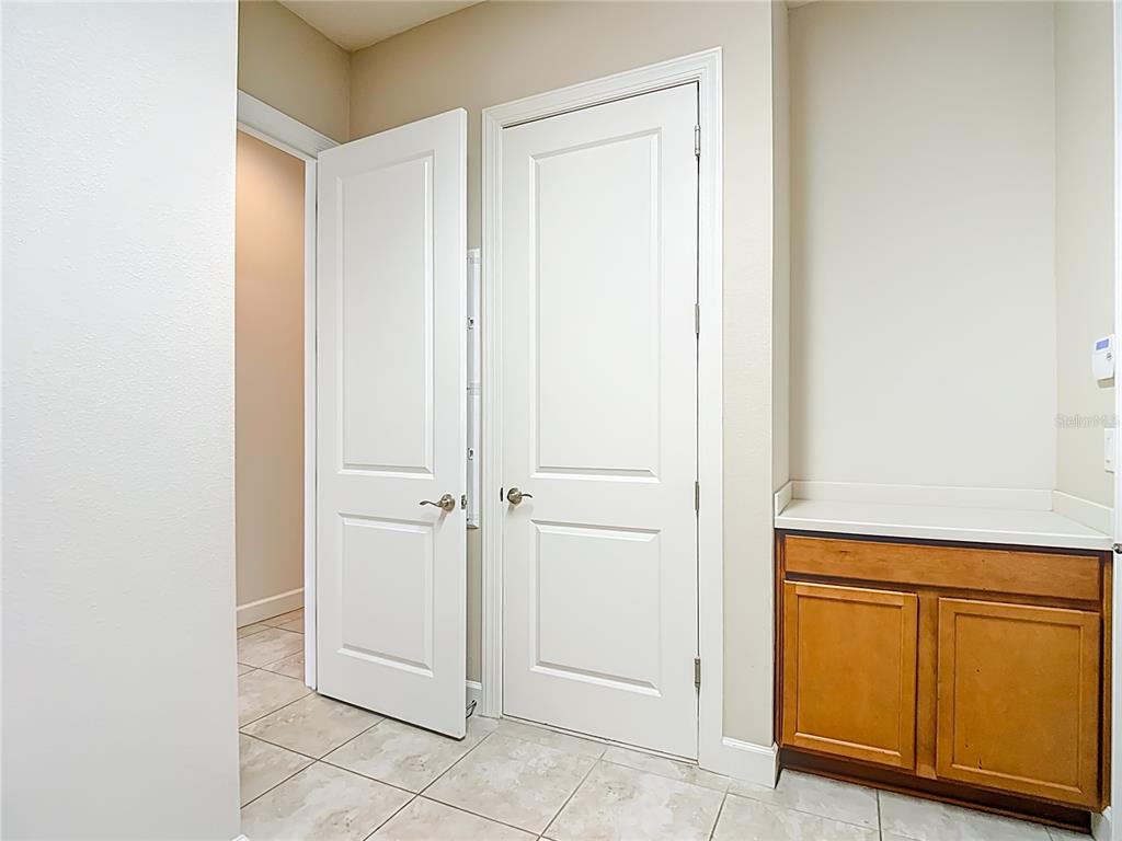 8613 Grand Alberato Road Tampa, FL 33647 - Photo 39 of 56