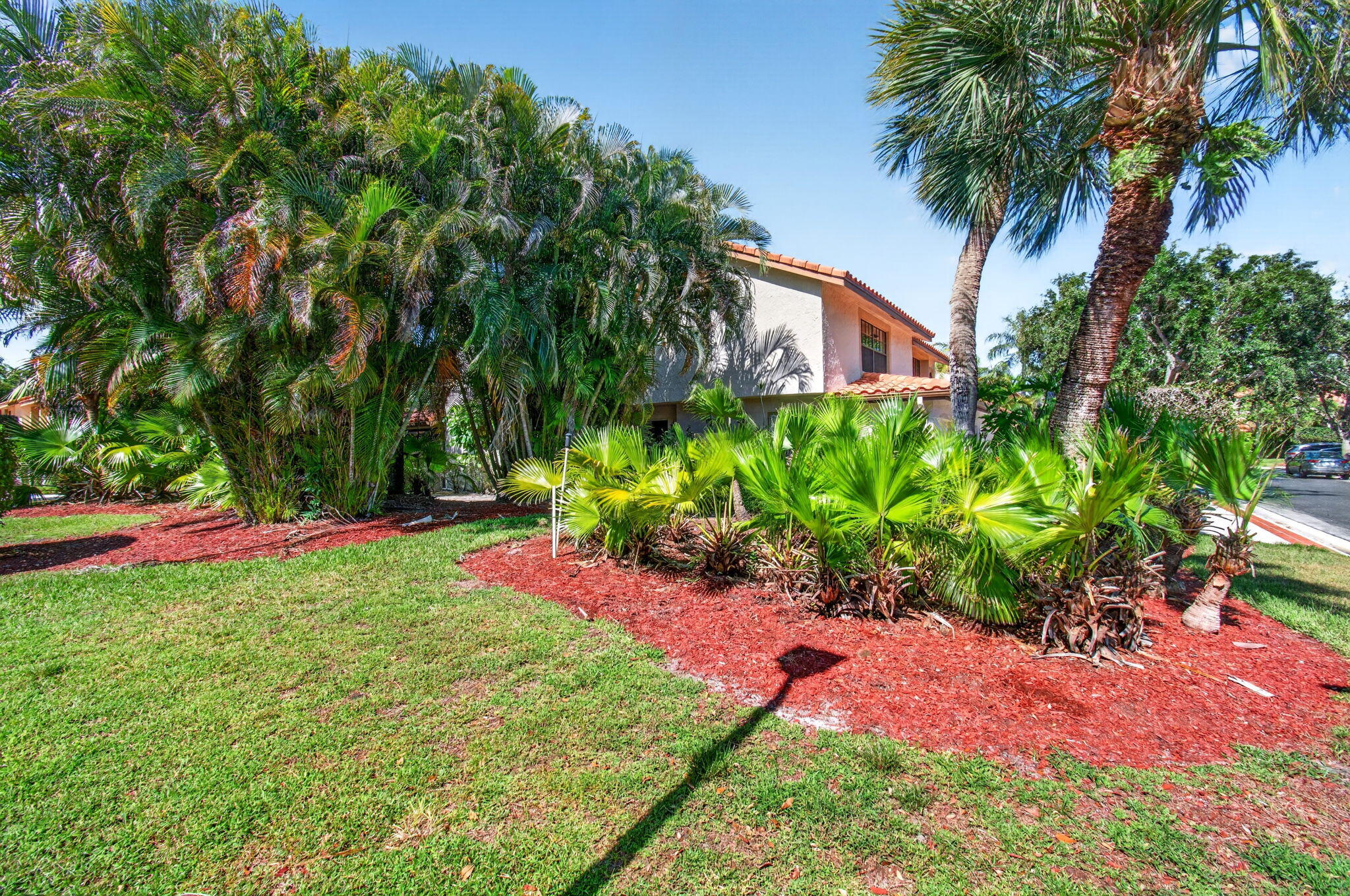7865 La Mirada Drive Boca Raton, FL 33433 - Photo 56 of 61 side yard