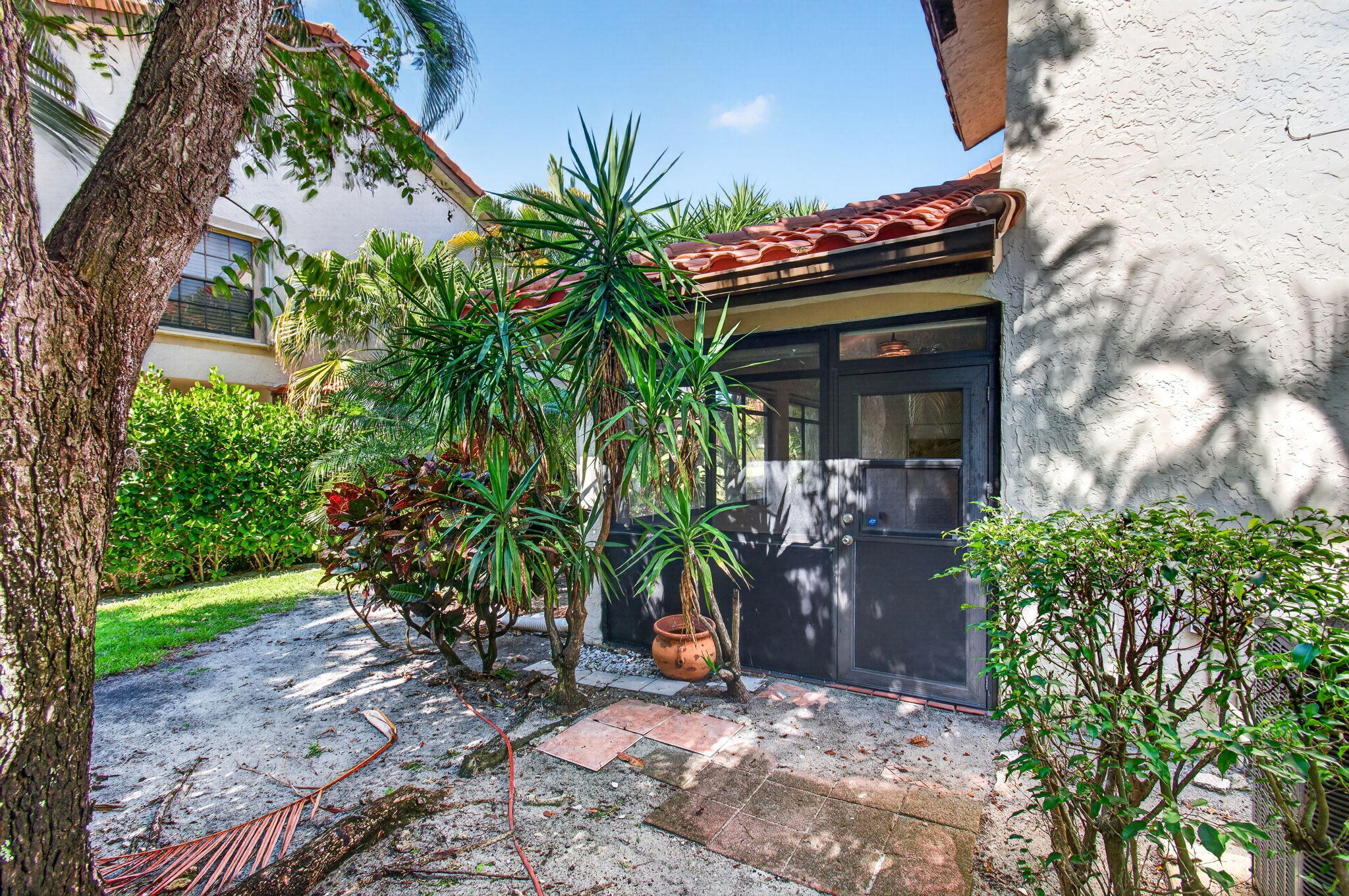 7865 La Mirada Drive Boca Raton, FL 33433 - Photo 59 of 61 Backyard