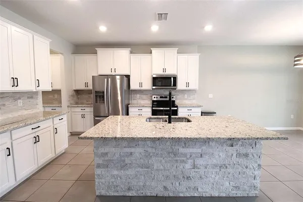 $3,800 | 16474 Woodside Glen, Parrish, FL 34219