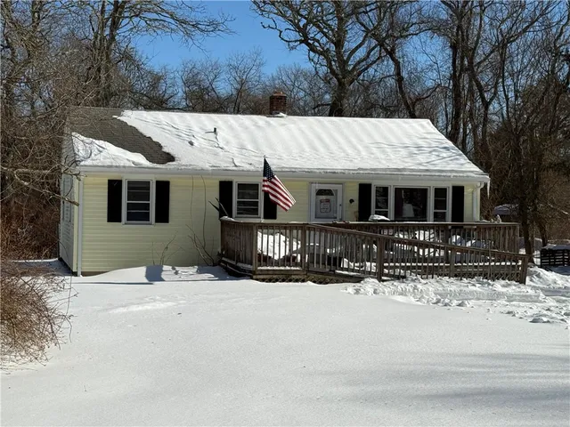 $329,000 | 1255 S Road, South Kingstown, RI 02879