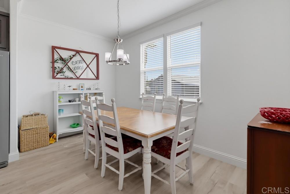 8545 Mission Gorge Road, Unit 128 Santee, CA 92071 - Photo 9 of 33 Dining Room