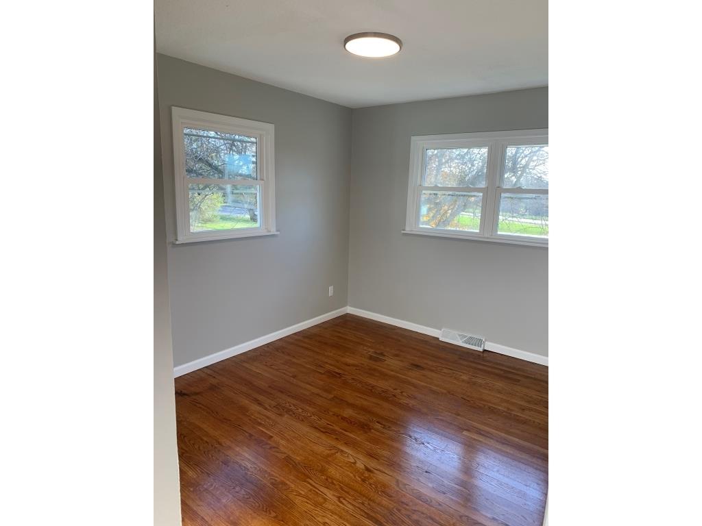 19075 Wells Ferry Road Bettendorf, IA 52722 - Photo 12 of 24 Gallery Image 12