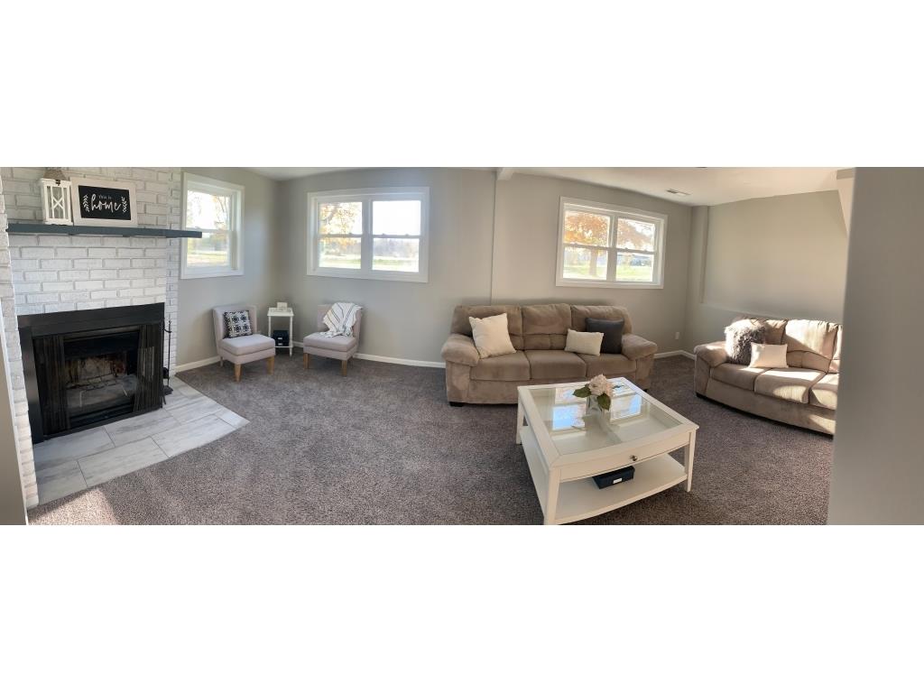 19075 Wells Ferry Road Bettendorf, IA 52722 - Photo 16 of 24 Gallery Image 16