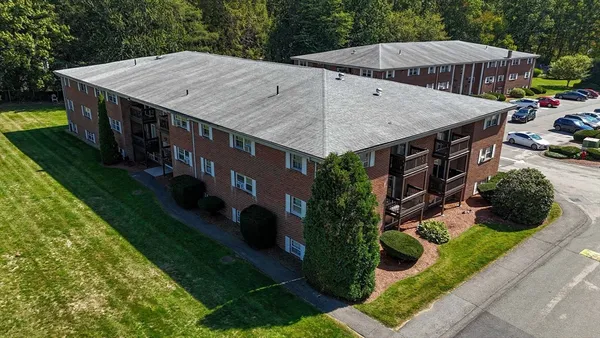 $305,000 | 39 Pleasant Street, Unit A6, Northborough, MA 01532