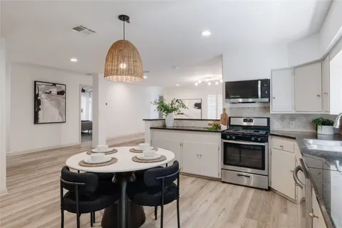 $790,000 | 412 Crockett Street, Austin, TX 78704