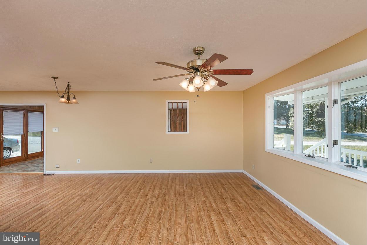3317 Clayton Road Joppa, MD 21085 - Photo 8 of 30 Living Room
