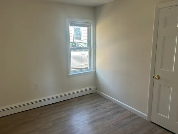 $3,000 | 171 Commercial Street, Unit 1, Weymouth, MA 02188