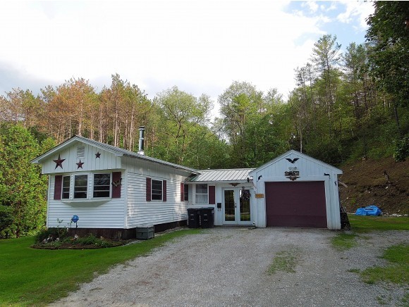 11 Gorham Bridge Road Proctor, VT 05765 - Photo 2 of 16