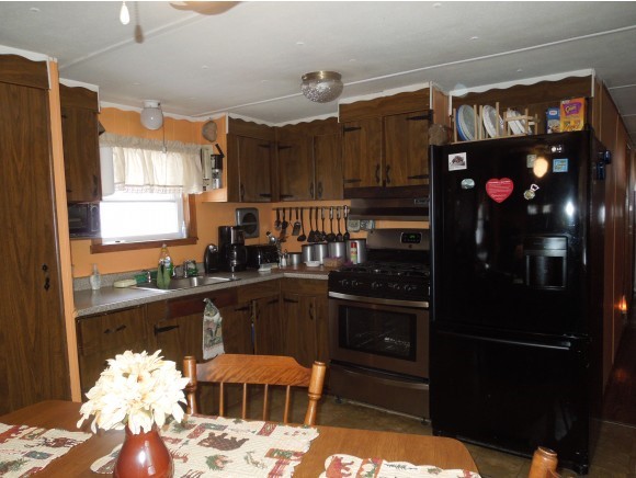 11 Gorham Bridge Road Proctor, VT 05765 - Photo 5 of 16