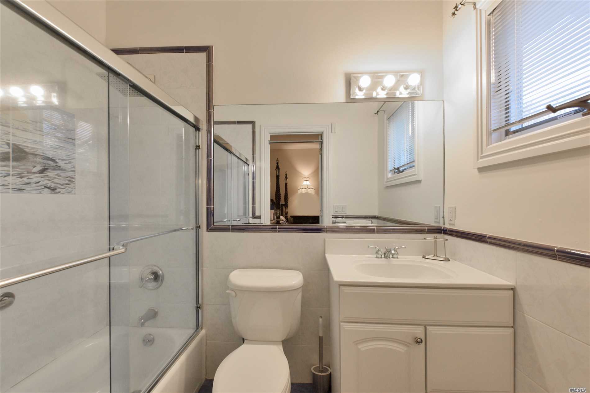 42 Dunlop Road Huntington, NY 11743 - Photo 17 of 20 First Floor Master Bathroom