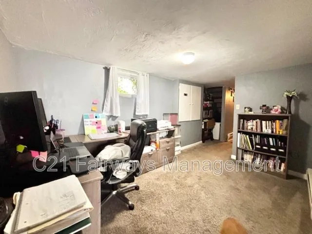 $900 | 217 North Lincoln Avenue, Unit 4, Greensburg, PA 15601