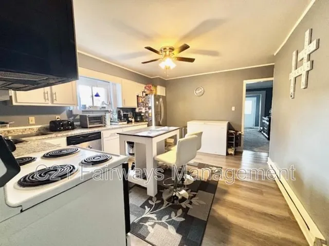 $900 | 217 North Lincoln Avenue, Unit 4, Greensburg, PA 15601