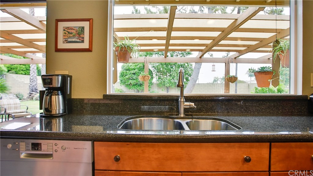 2268 O'Malley Avenue Upland, CA 91784 - Photo 13 of 39